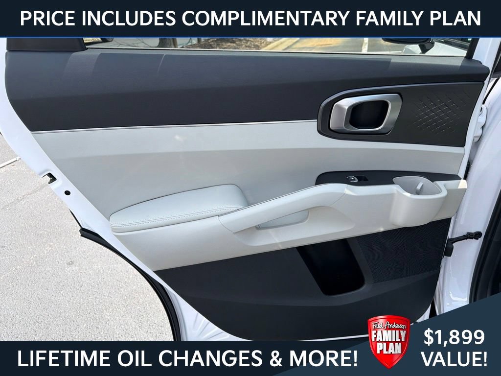 New 2026 Kia Sorento S w/ S Panoramic Sunroof Package FWD image 11