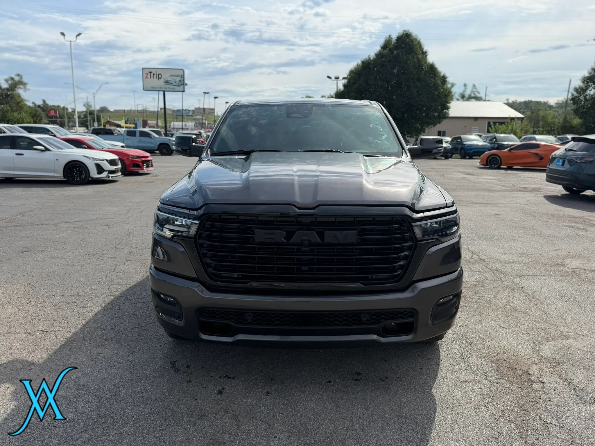 Used 2025 RAM 1500 Big Horn AWD/4WD image 2