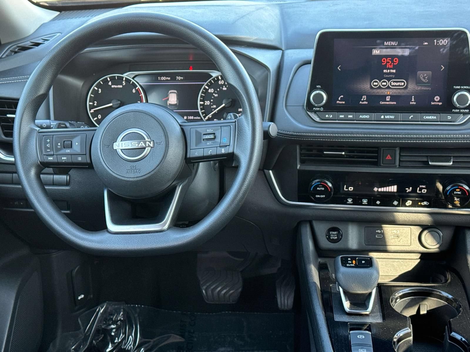 Used 2024 Nissan Rogue SV AWD/4WD image 8