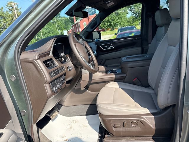 Used 2024 Chevrolet Suburban Z71 w/ Z71 Off-Road Package AWD/4WD image 8