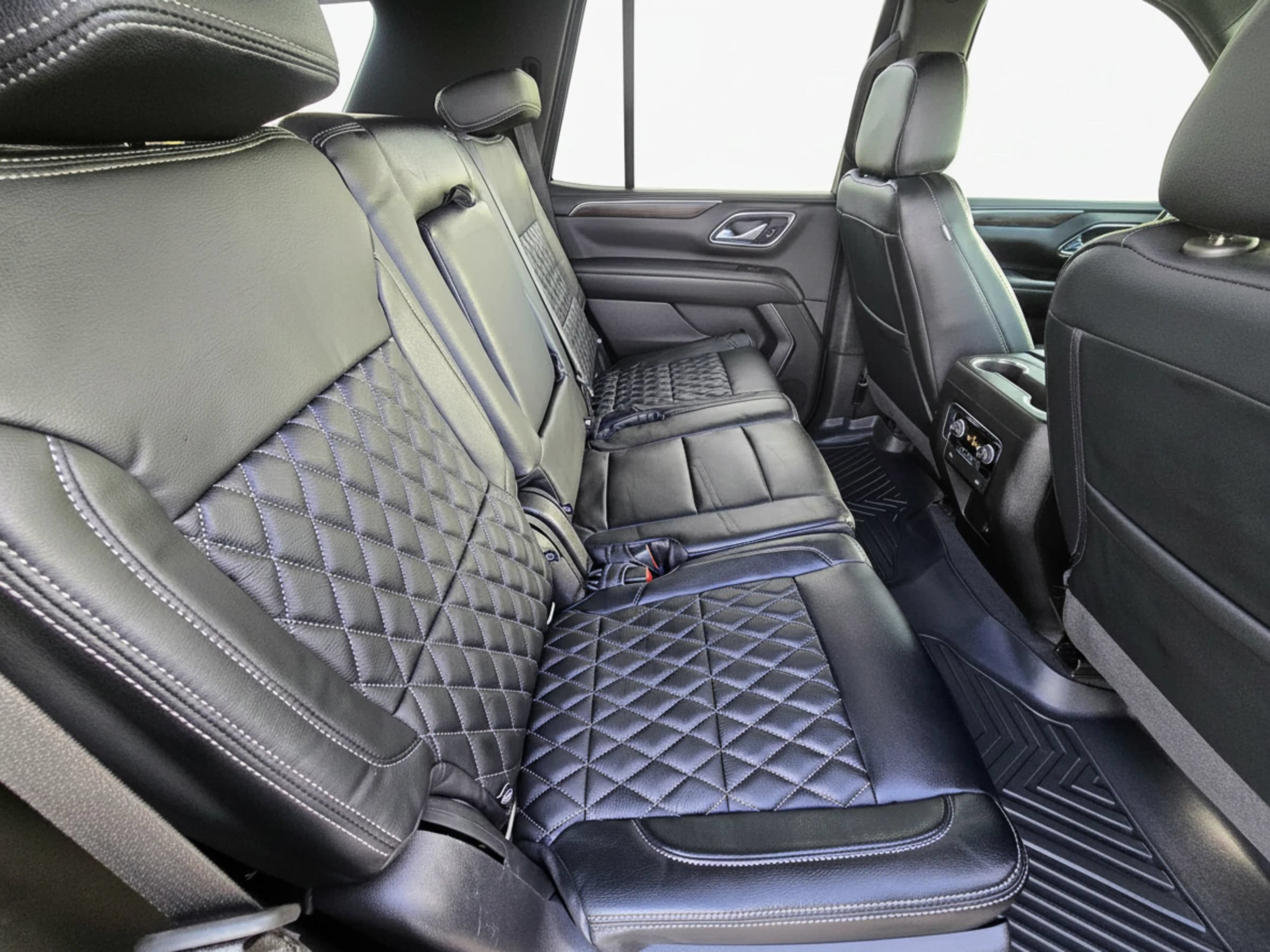Used 2022 Chevrolet Tahoe LS RWD image 15