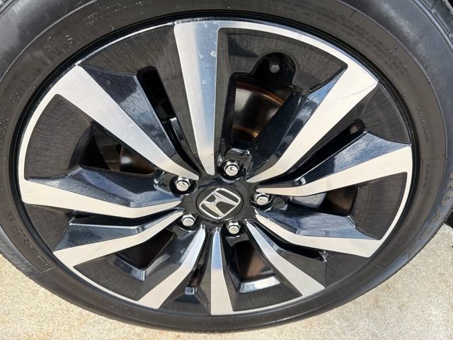 Used 2022 Honda Civic EX-L image 8