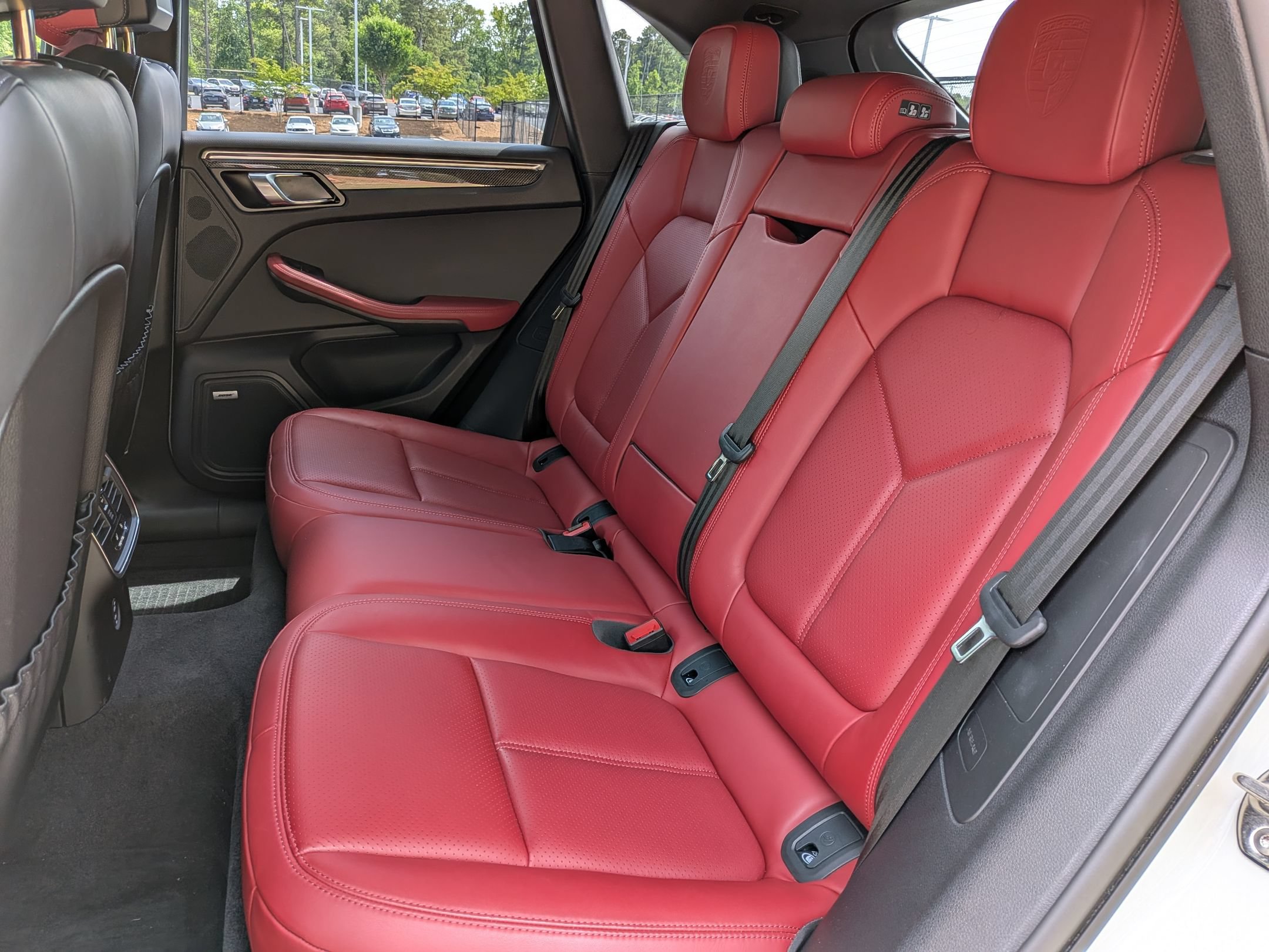 Certified 2024 Porsche Macan S AWD/4WD image 25