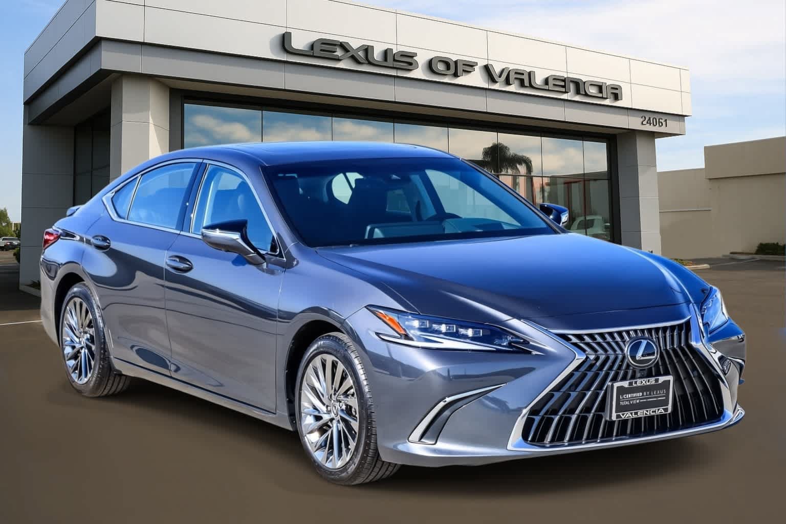 Certified 2025 Lexus ES 300h w/ Accessory Package (Z1) FWD image 5