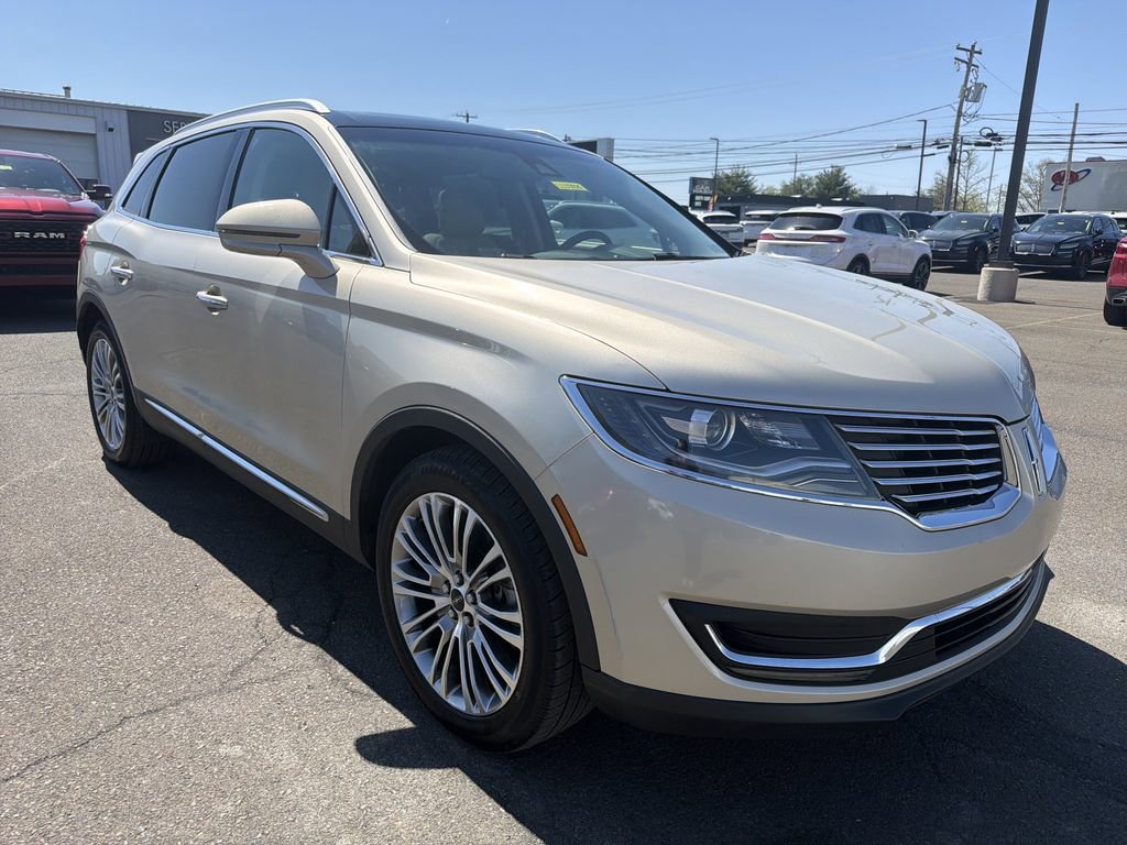 Used 2017 Lincoln MKX Reserve w/ Lincoln MKX Climate Package image 7
