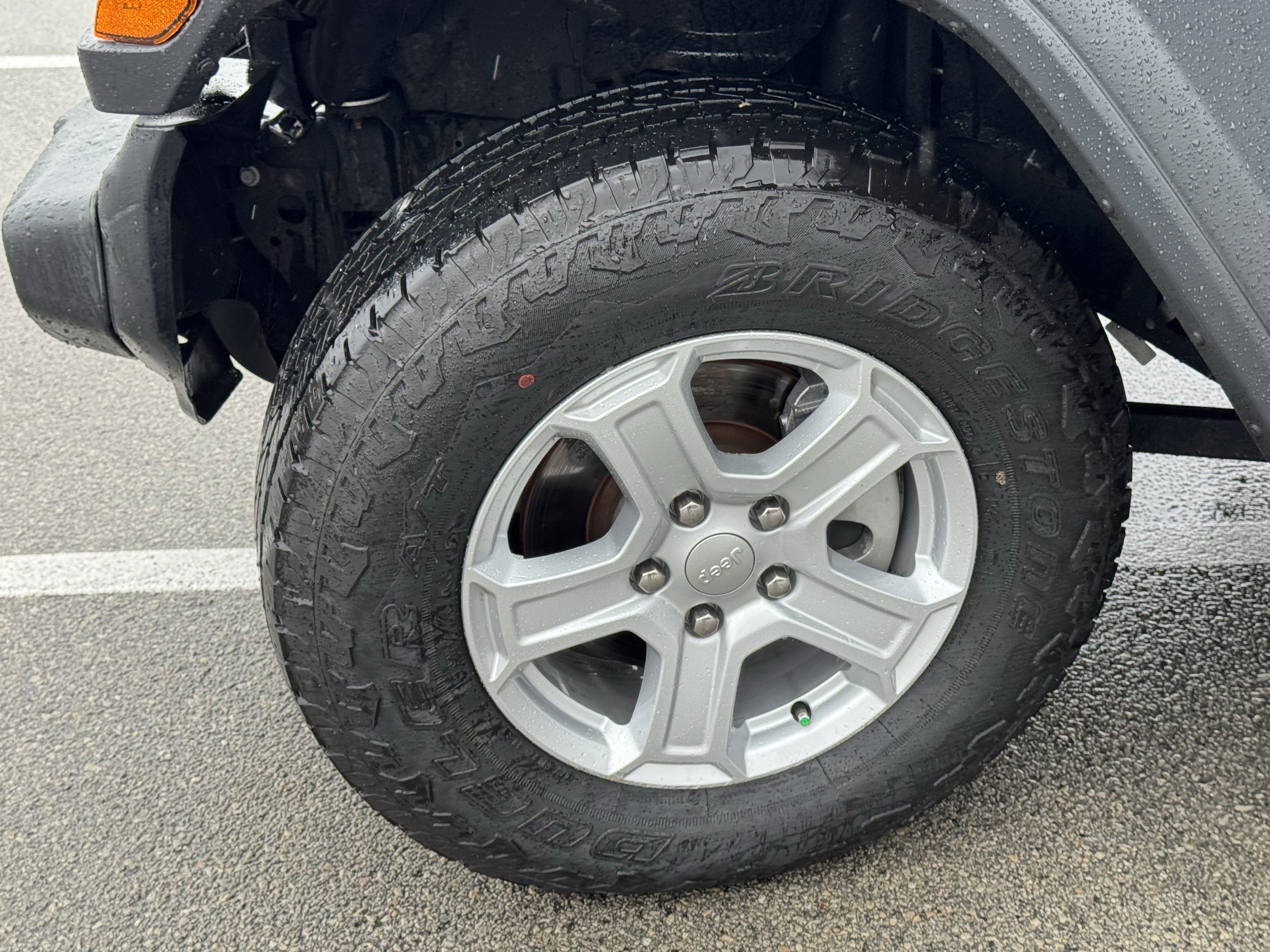 Used 2018 Jeep Wrangler Unlimited Sport S image 36