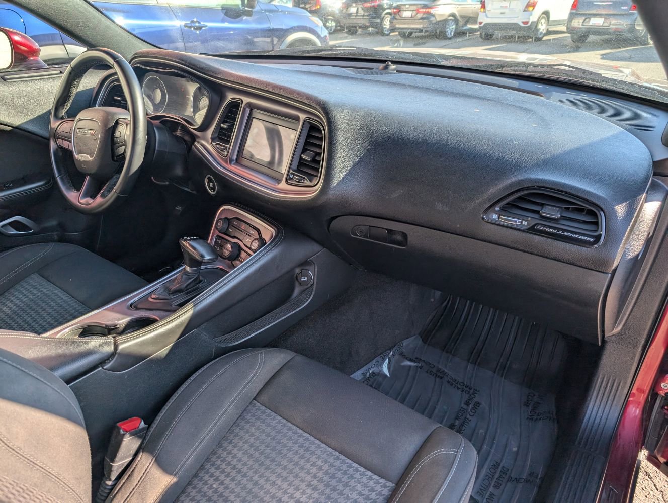 Used 2018 Dodge Challenger SXT image 13