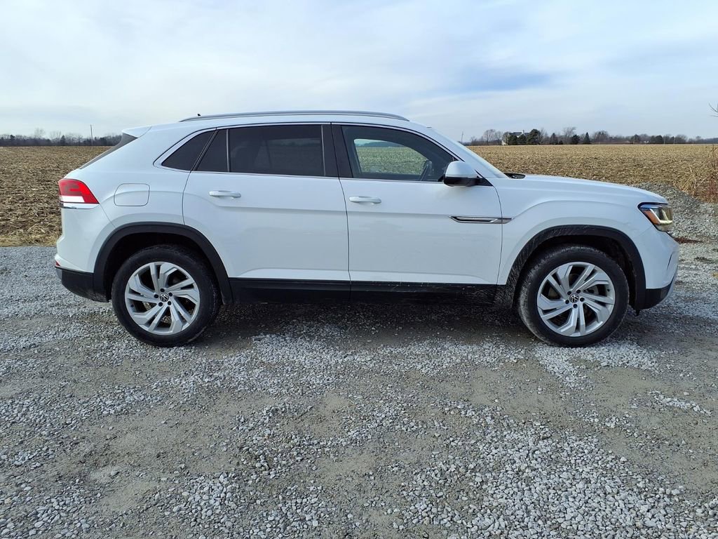 Used 2021 Volkswagen Atlas Cross Sport SEL image 28