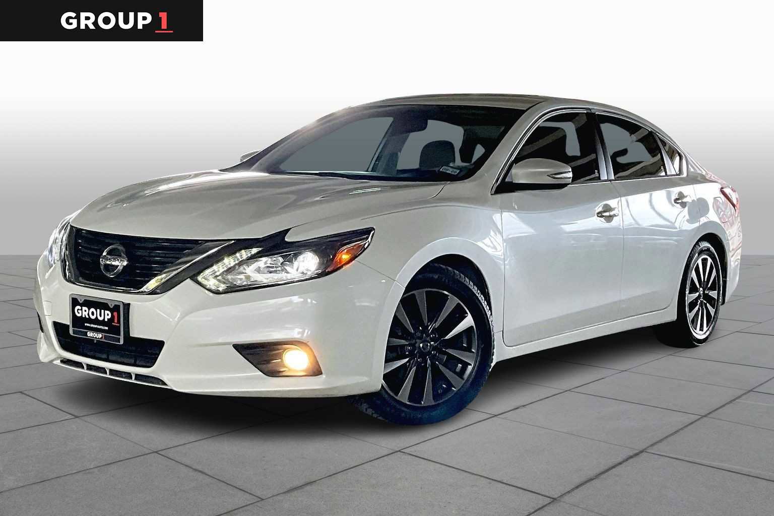 Used 2016 Nissan Altima 2.5 SL w/ 2.5 Technology w/LED Package