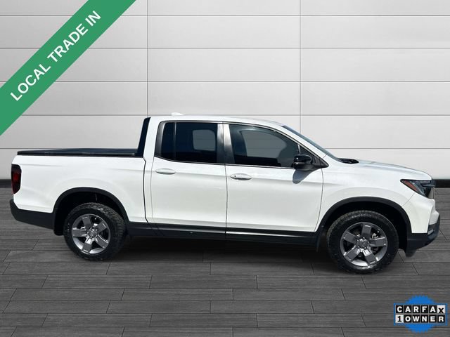Used 2025 Honda Ridgeline TrailSport image 2