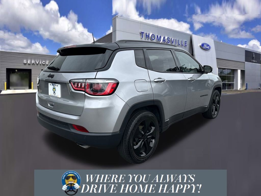 Used 2020 Jeep Compass Latitude FWD image 3