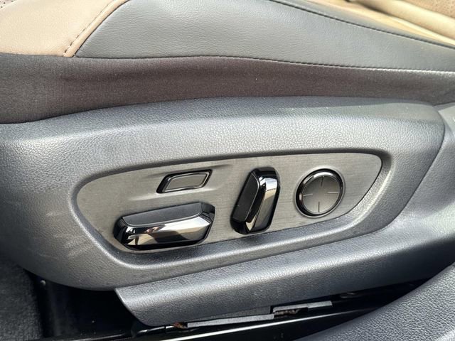 Certified 2025 Lexus ES 300h Ultra Luxury image 19