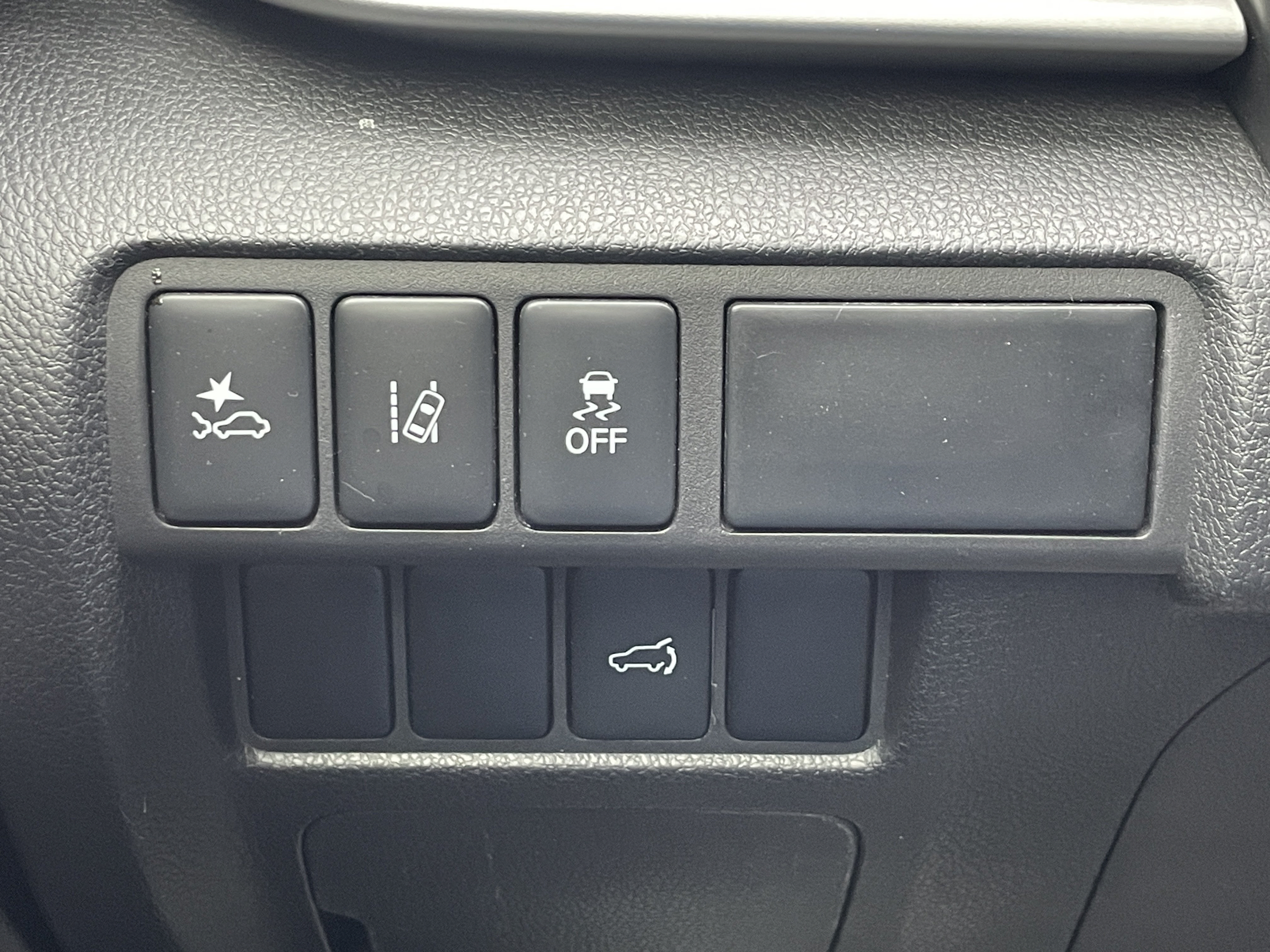 Used 2024 Mitsubishi Eclipse Cross SE AWD/4WD image 28