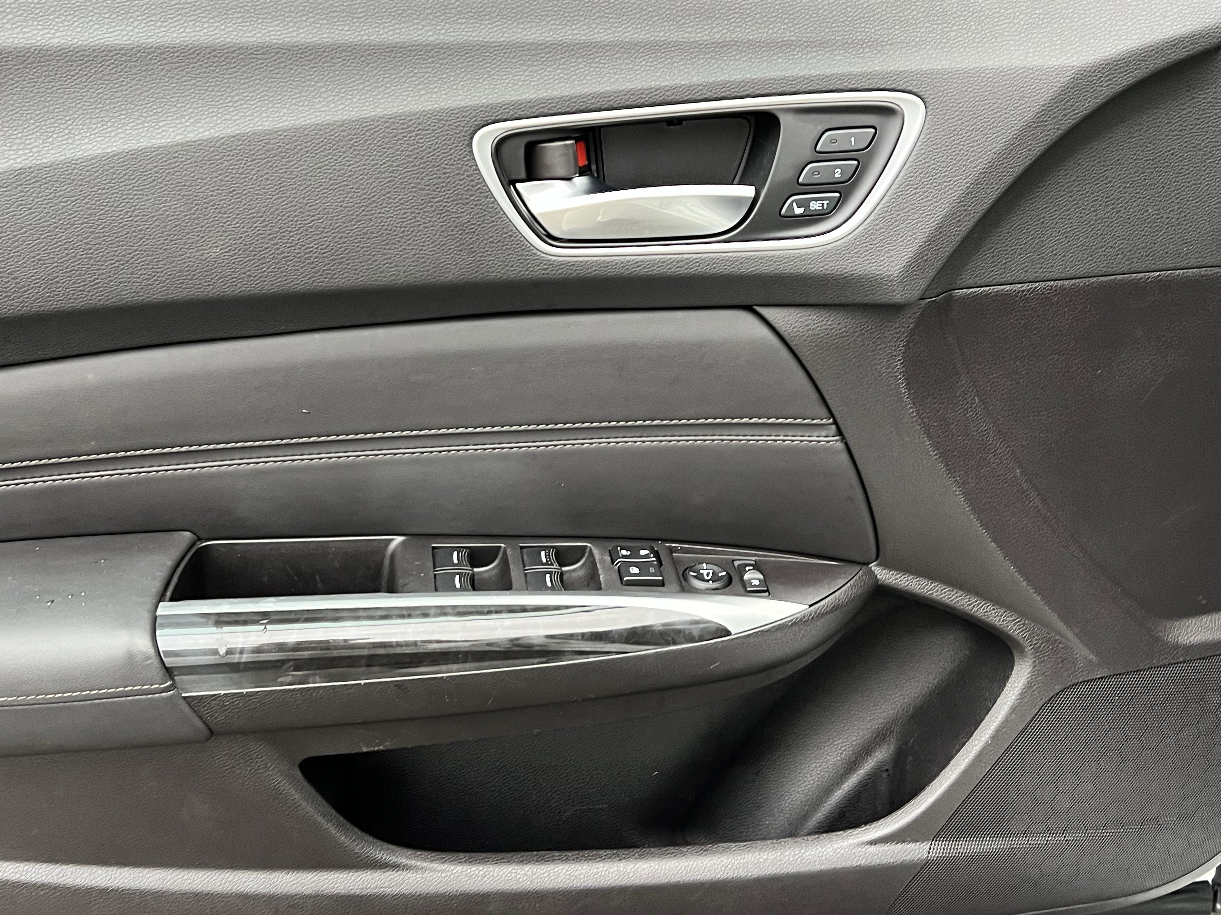 Used 2019 Acura TLX V6 SH-AWD image 12