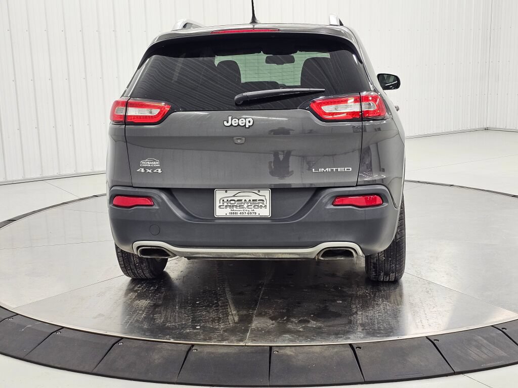 Used 2015 Jeep Cherokee Limited AWD/4WD image 4