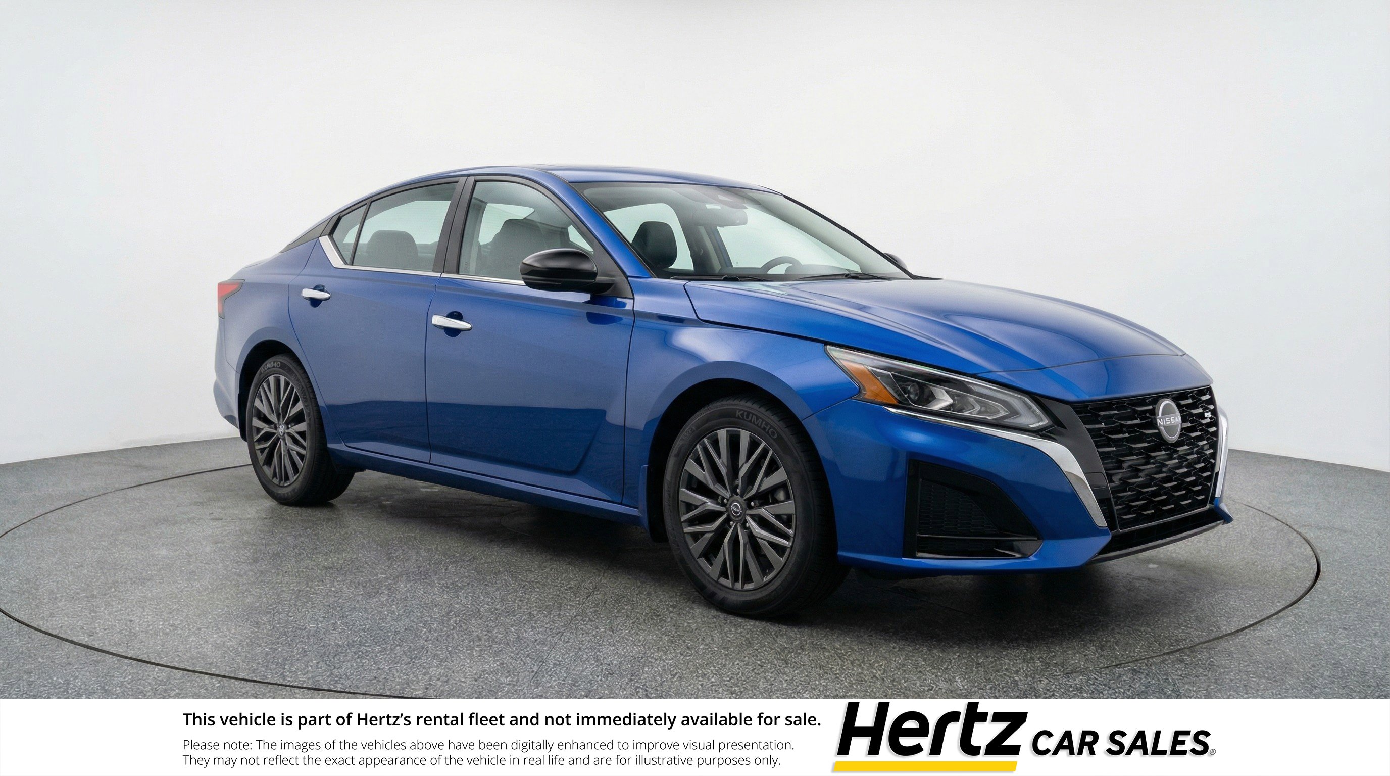 Used 2025 Nissan Altima 2.5 SV image 1