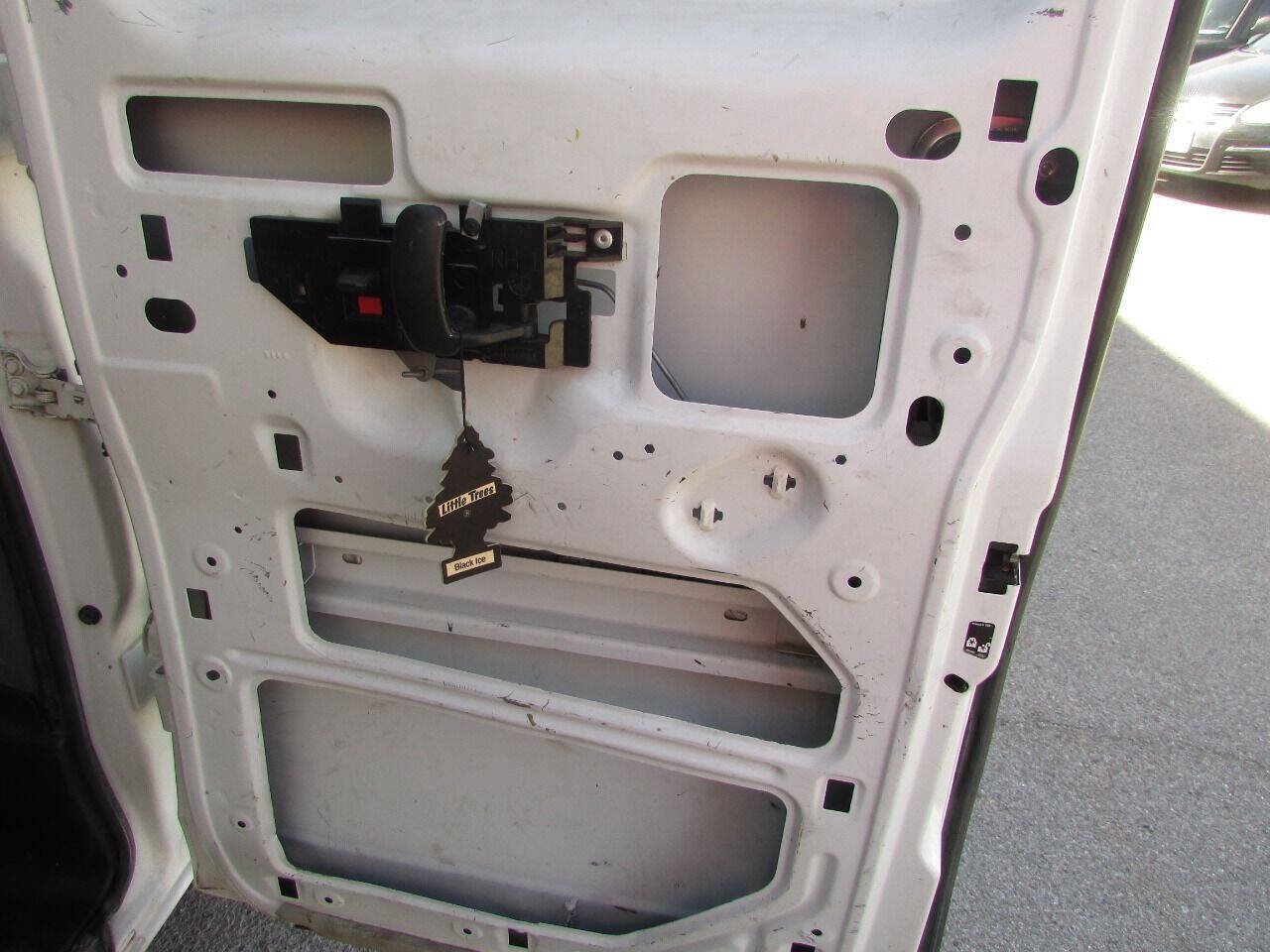 Used 2012 Chevrolet Express 1500 RWD image 20