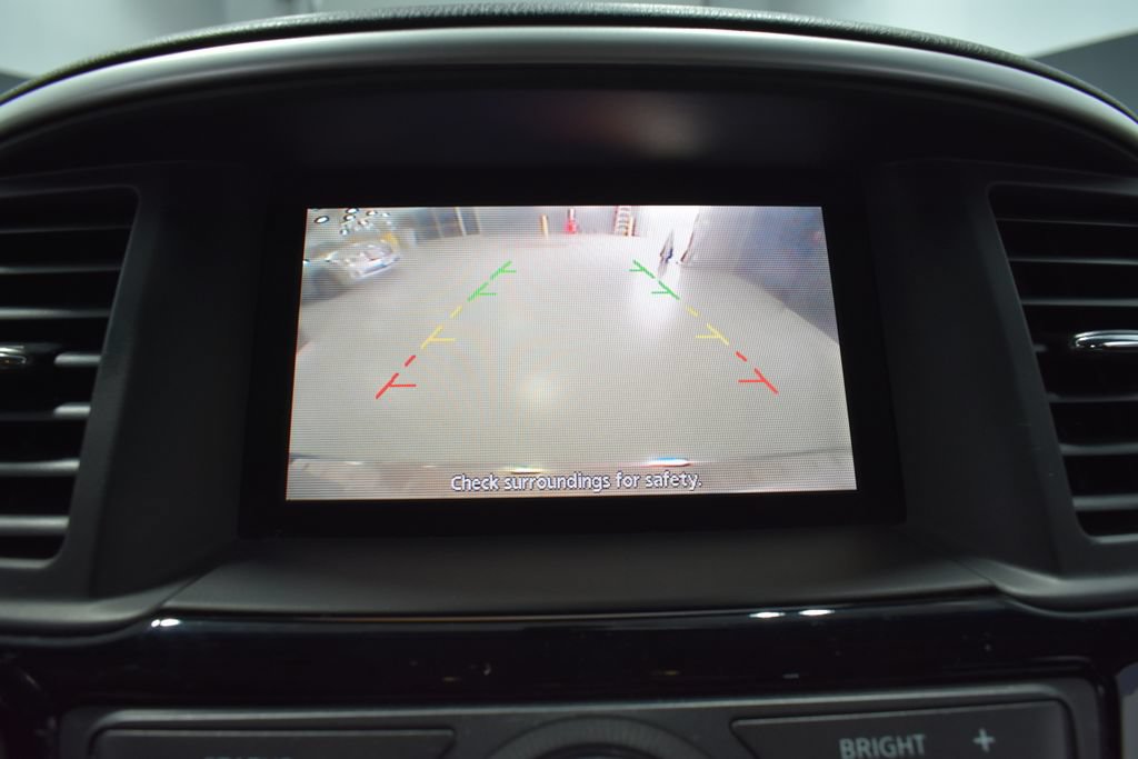 Used 2016 Nissan Pathfinder SV w/ SV Cold Weather Package AWD/4WD image 23