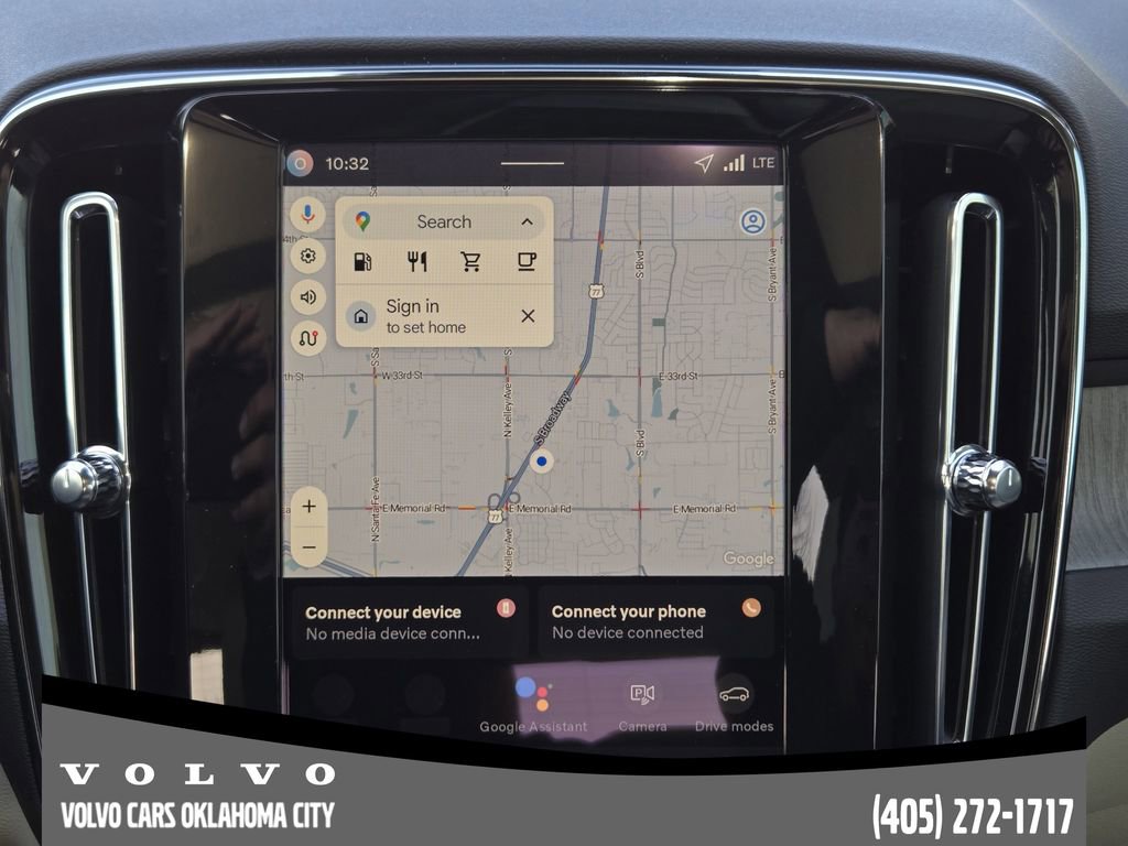 Certified 2026 Volvo XC40 B5 Plus w/ Climate Package image 16