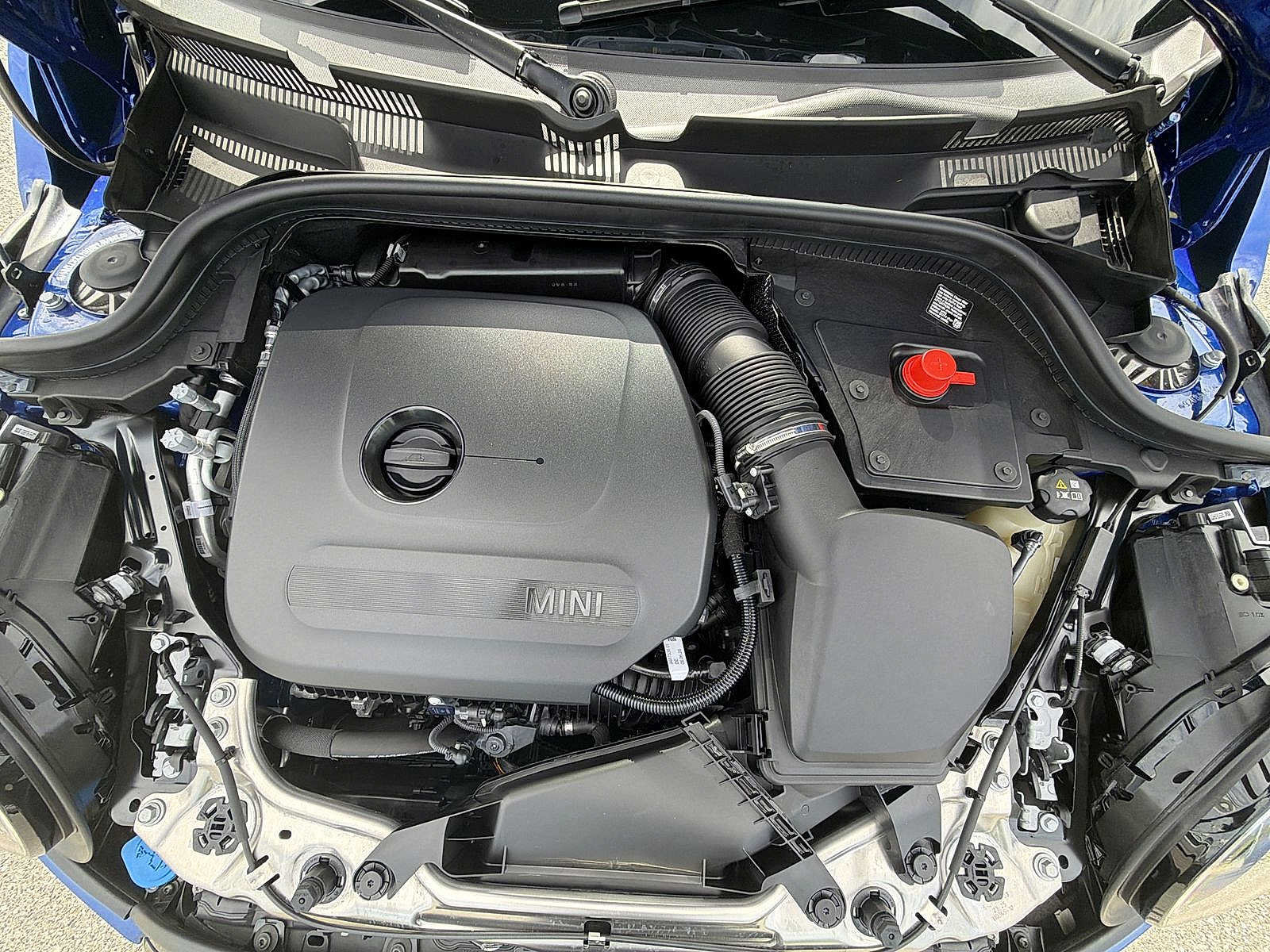 Used 2026 MINI Cooper 4-Door Hardtop FWD image 17