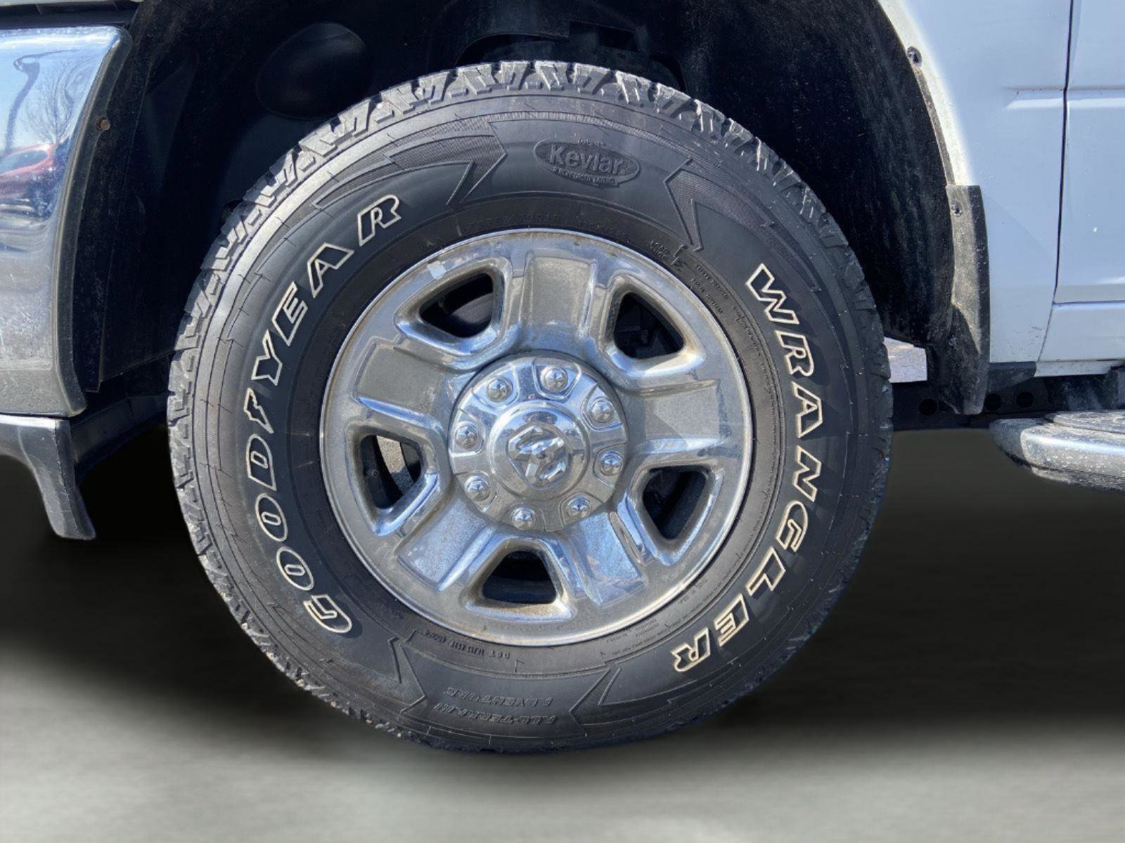 Used 2022 RAM 2500 Big Horn image 19