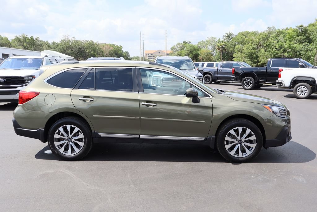 Used 2018 Subaru Outback 2.5i Touring AWD/4WD image 10