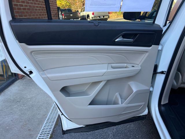 Used 2023 Volkswagen Atlas SE image 23