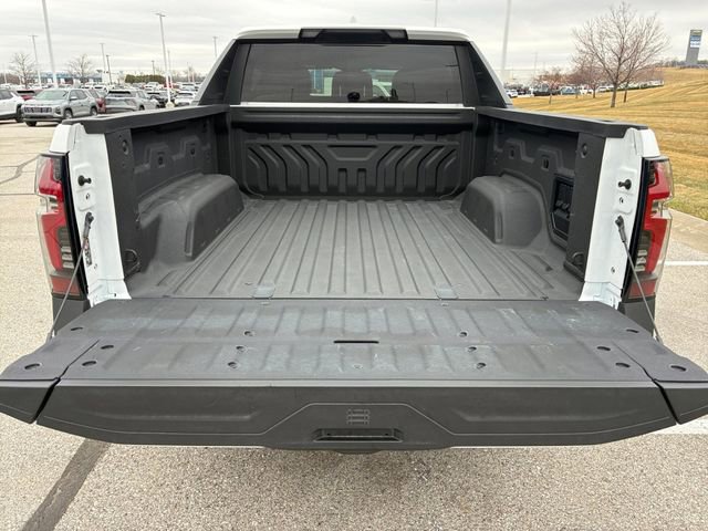New 2025 Chevrolet Silverado EV LT image 16