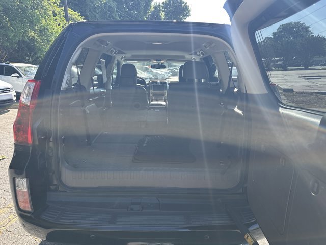 Used 2011 Lexus GX 460 Premium AWD/4WD image 24
