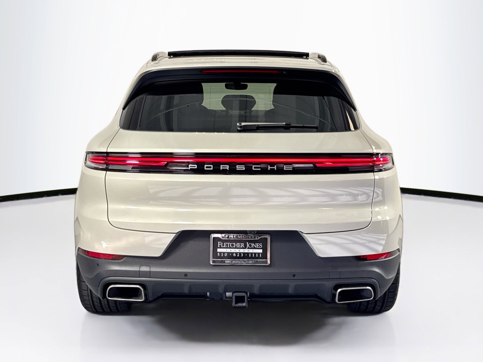 Used 2025 Porsche Cayenne image 10