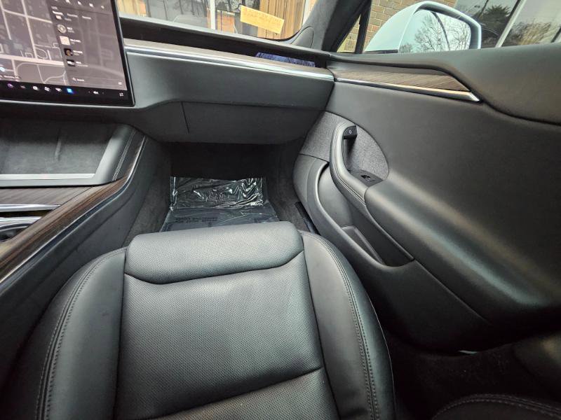 Used 2022 Tesla Model S AWD image 53