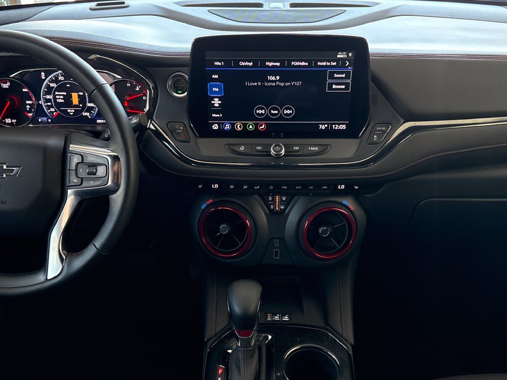 Used 2025 Chevrolet Blazer RS FWD image 24