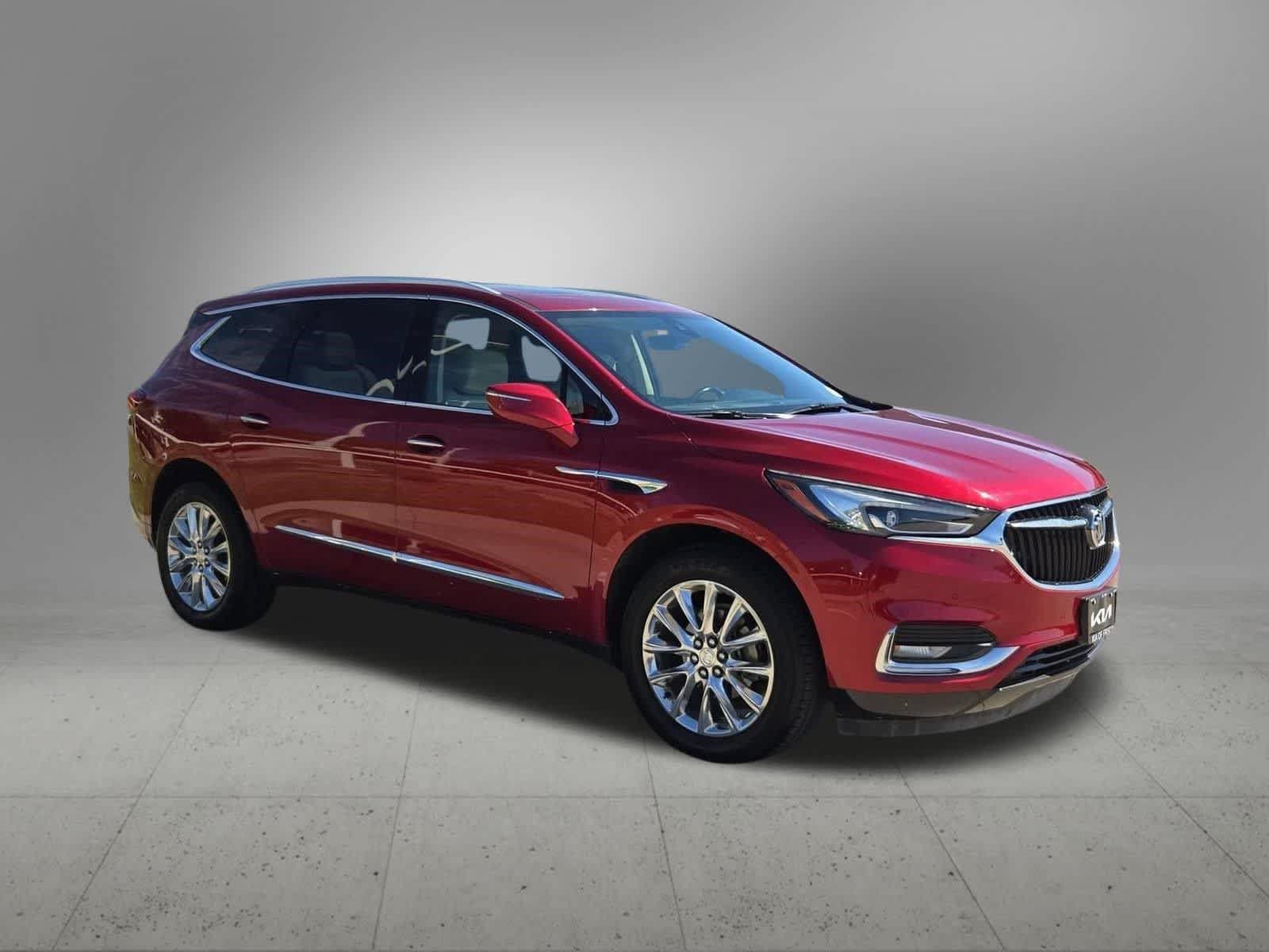 Used 2018 Buick Enclave Premium w/ Experience Buick Package FWD image 8
