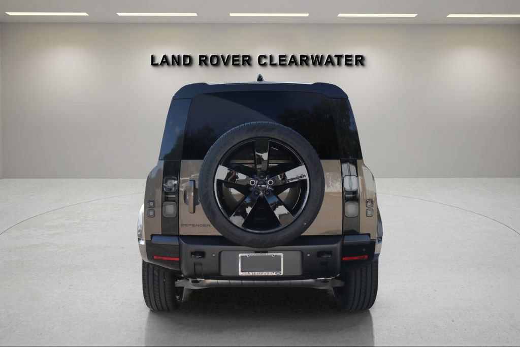 New 2026 Land Rover Defender 110 X-Dynamic SE AWD/4WD image 4