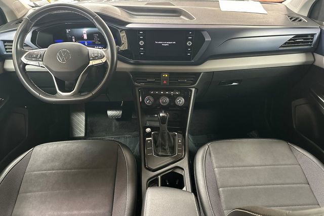 Certified 2023 Volkswagen Taos SE w/ Black Wheel Package image 17