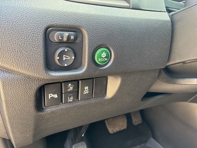 Used 2025 Honda Passport EX-L image 14