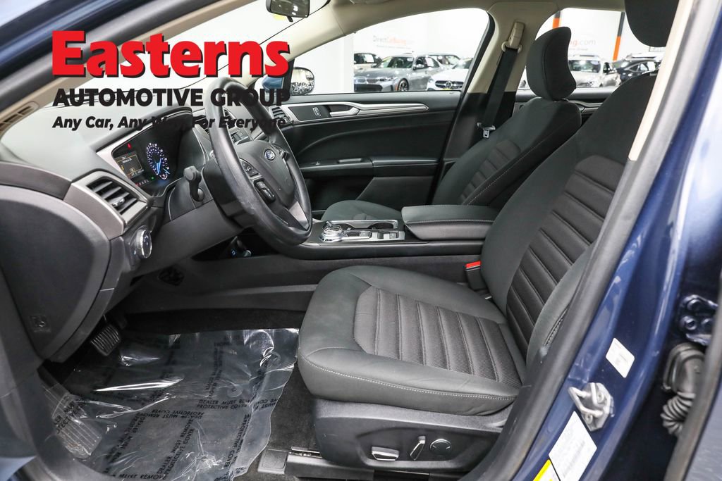 Used 2018 Ford Fusion SE image 14