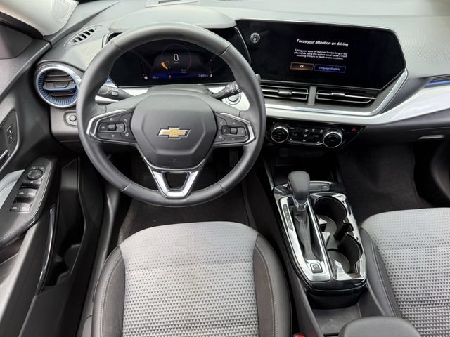 Certified 2025 Chevrolet Trax LT w/ Driver Confidence Package FWD image 16