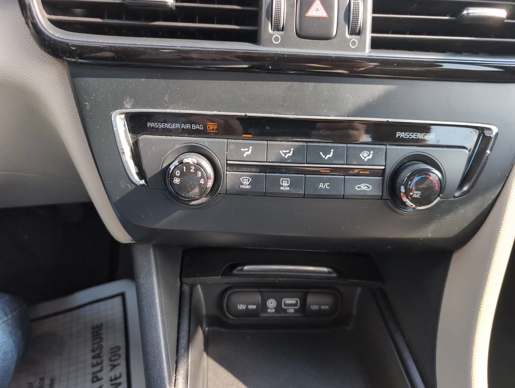 Used 2016 Kia Optima LX FWD image 20