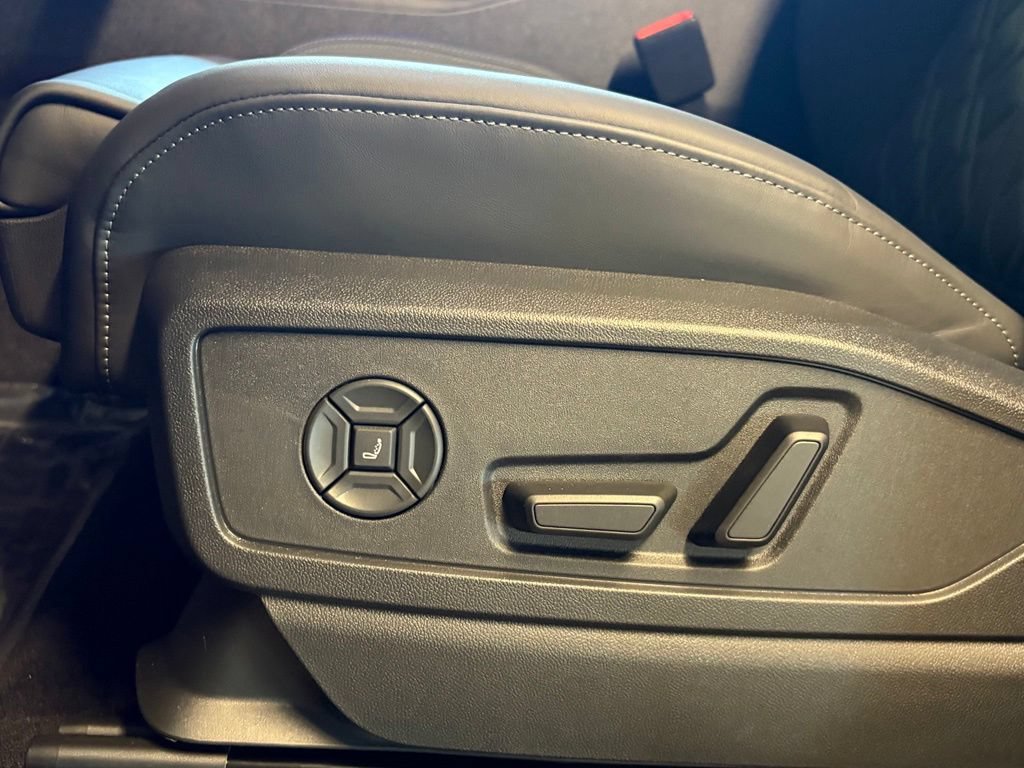 New 2026 Audi SQ5 Premium Plus AWD/4WD image 23