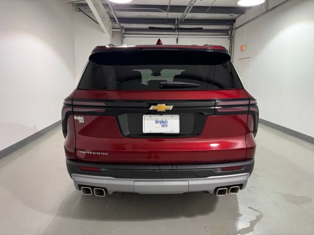 Certified 2026 Chevrolet Traverse LT FWD image 6