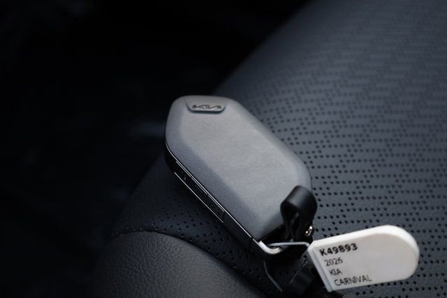 New 2026 Kia Carnival SX Prestige image 38