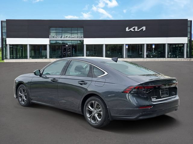 Used 2023 Honda Accord EX image 3