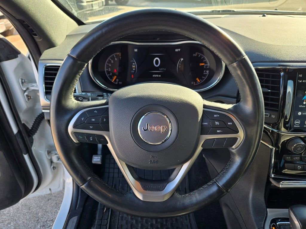 Certified 2022 Jeep Grand Cherokee Limited w/ Trailer Tow Group IV image 31