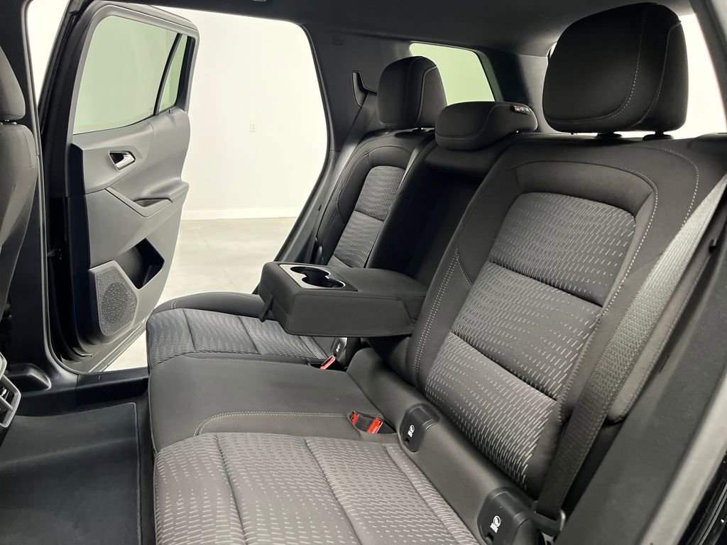 Used 2025 Chevrolet Equinox LT image 13