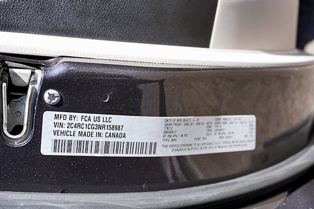 Used 2022 Chrysler Voyager LX FWD image 33