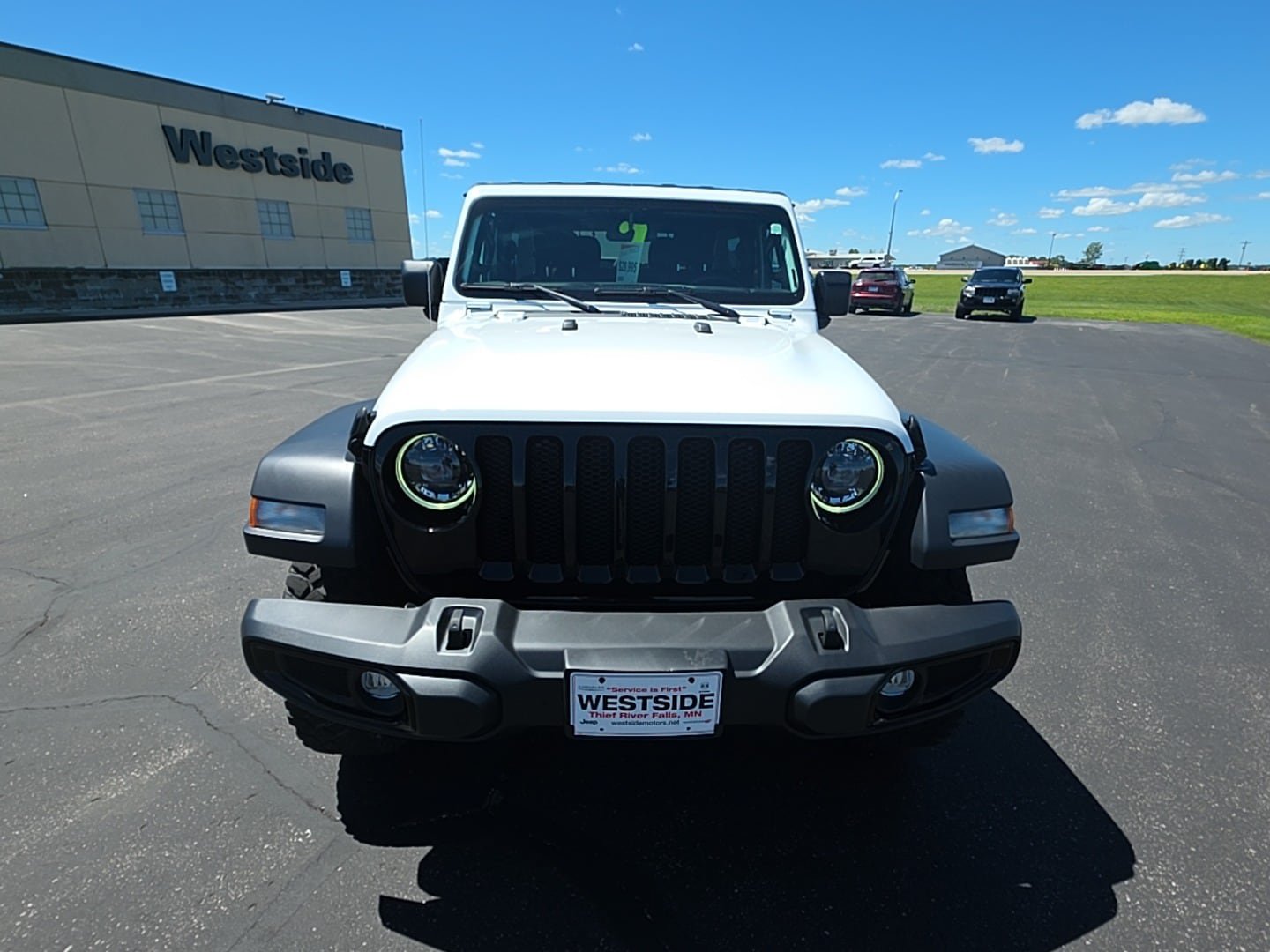 Used 2023 Jeep Wrangler Sport AWD/4WD image 2