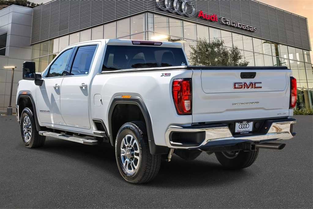 Used 2022 GMC Sierra 2500 SLE w/ SLE Value Package; image 2