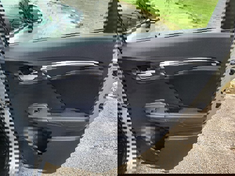 Used 2017 Honda Fit LX image 25