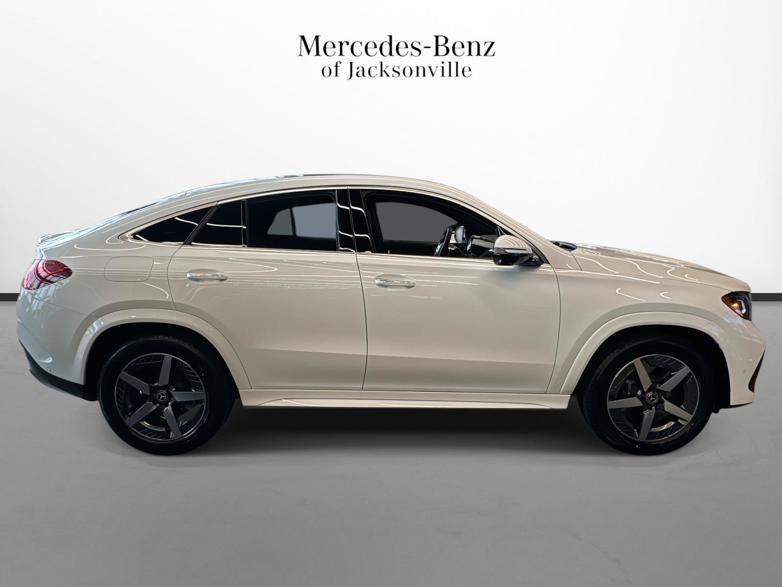 New 2027 Mercedes-Benz GLE 450 4MATIC Coupe image 2